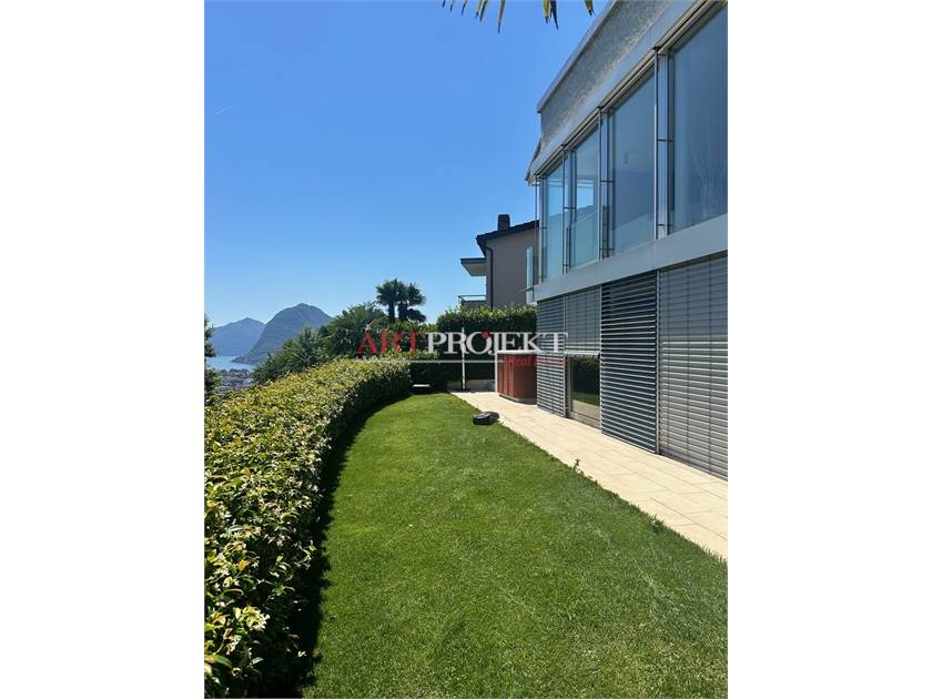 Lugano – Prestigiosa villa con vista lago e raffinati spazi esterni / ArtProjekt SA