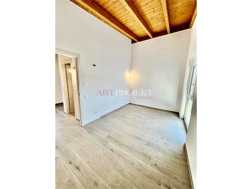 Minergie Villa 4.5 Rooms in Sant’Antonino / ARTPROJEKT