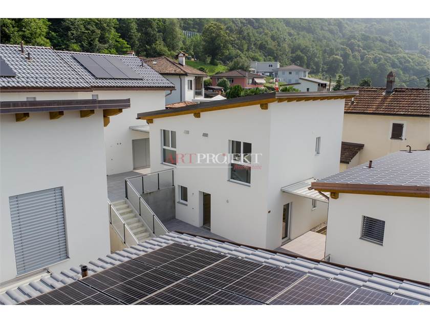 Minergie-Villa mit 4.5 Zimmern in Sant’Antonino / ArtProjekt SA