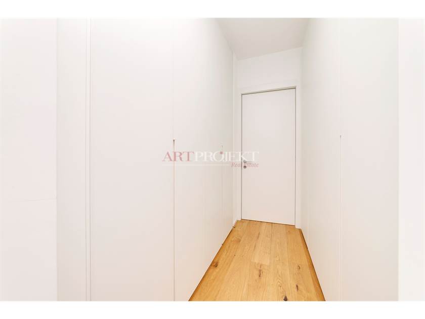 SPLENDIDO APPARTAMENTO DI 3.5 LOCALI A LORETO / ArtProjekt SA