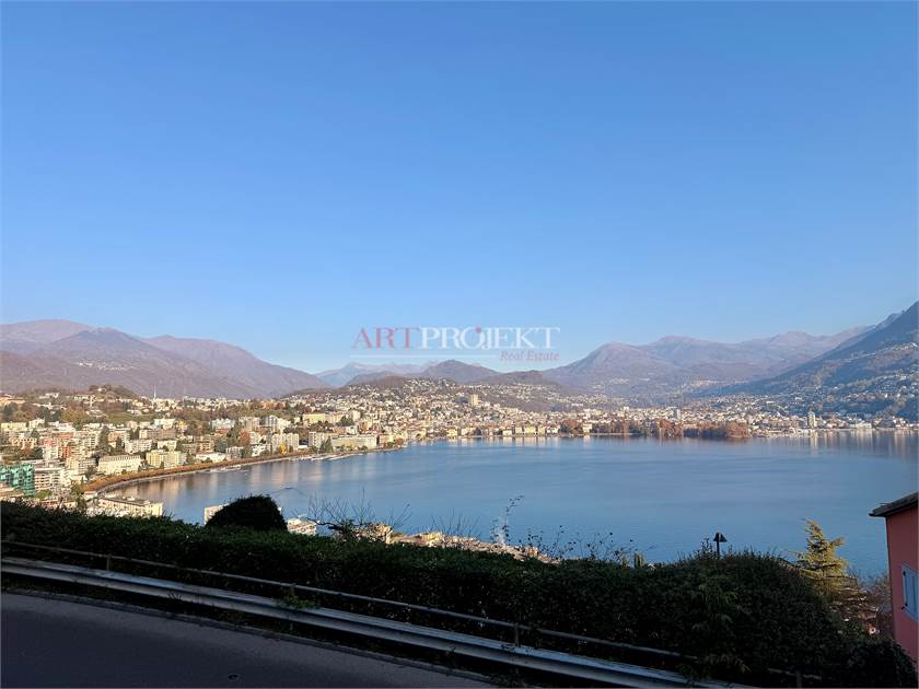 YOUR PARADISE IS HERE – JUST STEPS FROM THE LAKE! / ArtProjekt SA