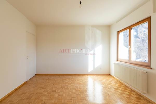 INTERA CASA BIFAMILIARE A SIGIRINO / ArtProjekt SA