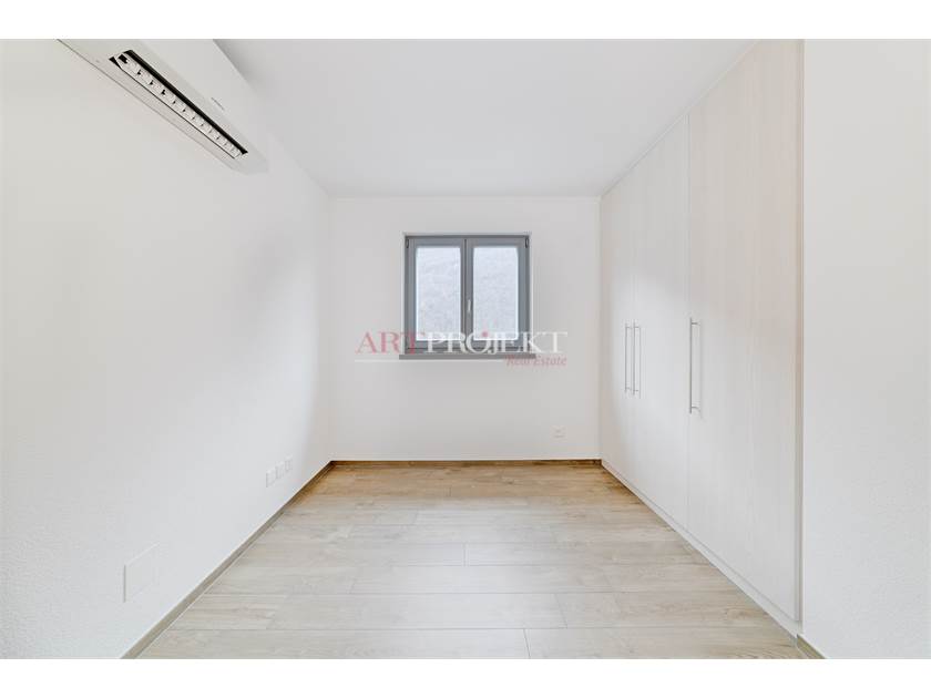 SPLENDIDO 4.5 LOCALI A PIANEZZO / ArtProjekt SA