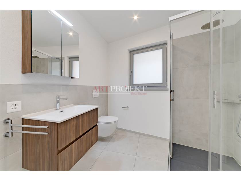 SPLENDIDO 4.5 LOCALI A PIANEZZO / ArtProjekt SA