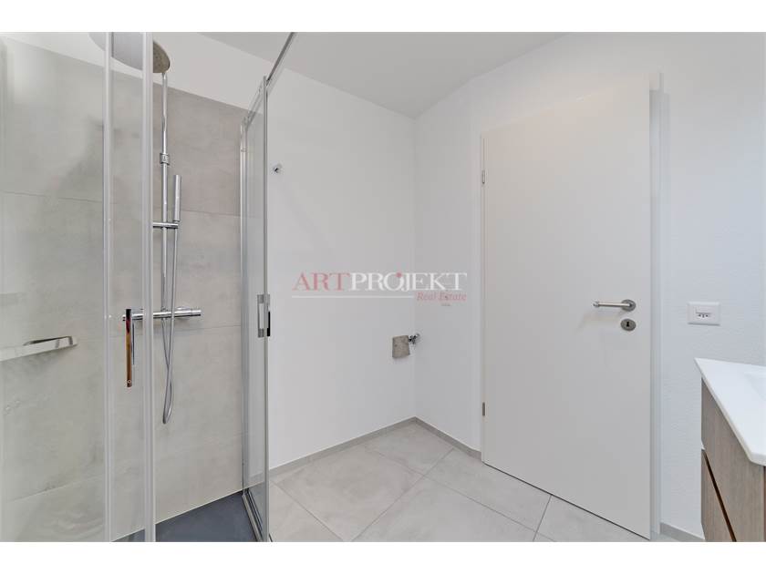 SPLENDIDO 4.5 LOCALI A PIANEZZO / ArtProjekt SA