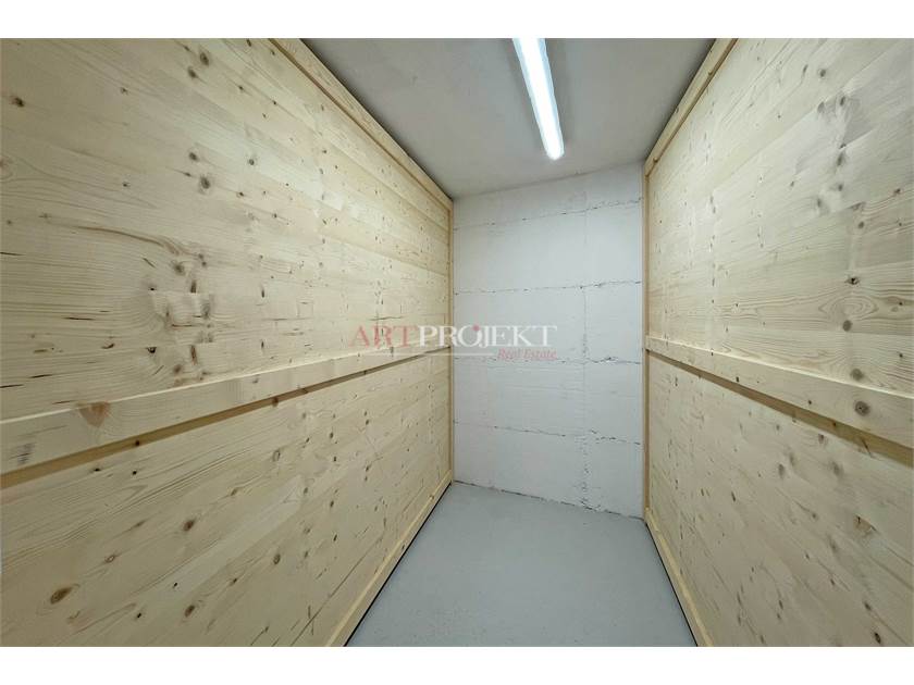 SPLENDIDO 4.5 LOCALI A PIANEZZO / ArtProjekt SA