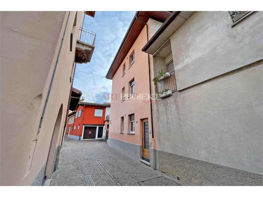 Palazzo / Palazzin for Sale in CASLANO - Price: 810,000 CHF / ArtProjekt SA