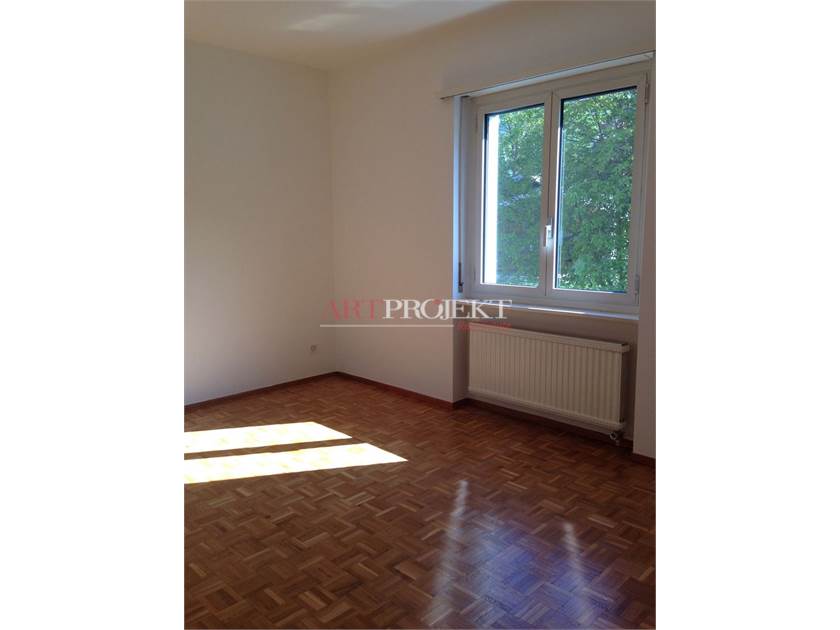 AMPIO 4.5 LOCALI A LUGANO - PREGASSONA / ArtProjekt SA