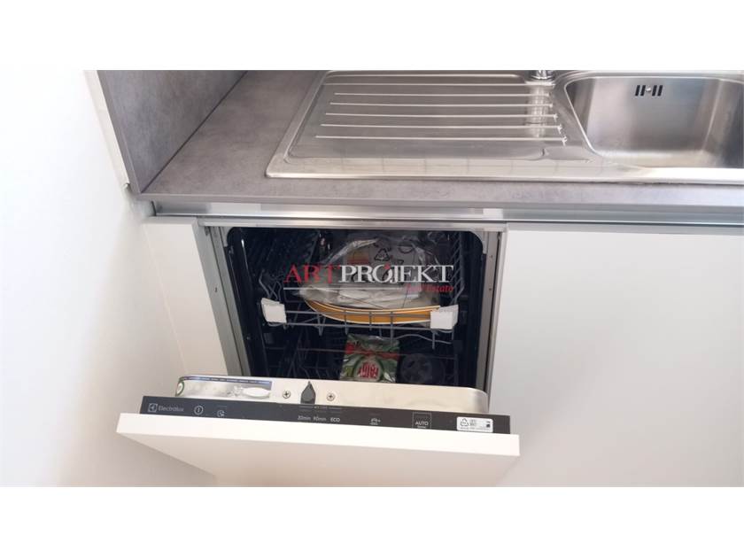 RINNOVATO 2.5 LOCALI A CHIASSO / ArtProjekt SA