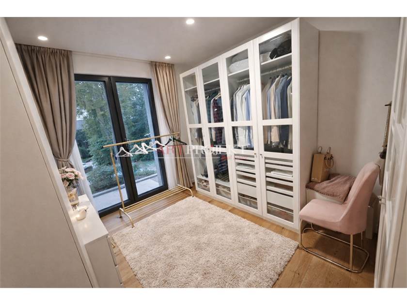 Massagno (TI) – Bright 4.5-room apartment with 2 indoor garage parking spaces / ArtProjekt SA