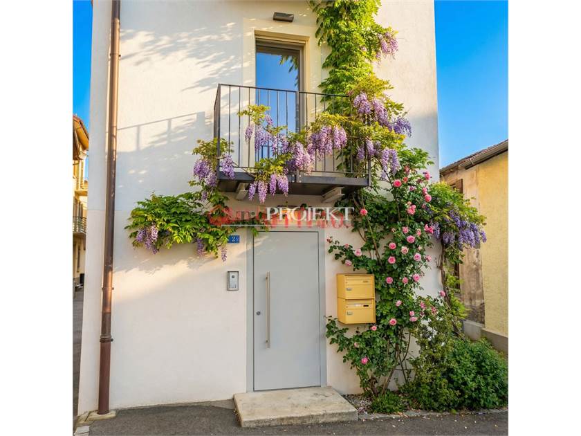 3.5 LOCALI A MAGLIASO A DUE PASSI DAL LAGO / ArtProjekt SA