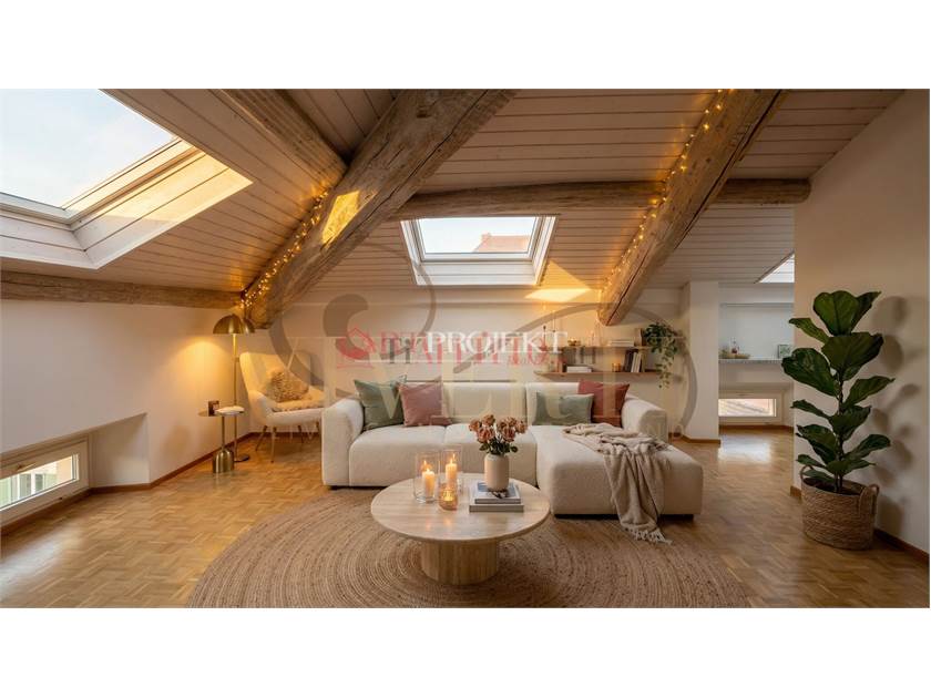 ELEGANTE MANSARDA 2.5 LOCALI NEL CUORE DI LUGANO / ArtProjekt SA