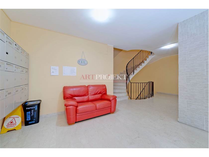 Chiasso – Palazzina residenziale a reddito con elevato potenziale d’investimento / ArtProjekt SA