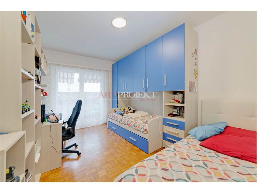 Chiasso – Palazzina residenziale a reddito con elevato potenziale d’investimento / ArtProjekt SA