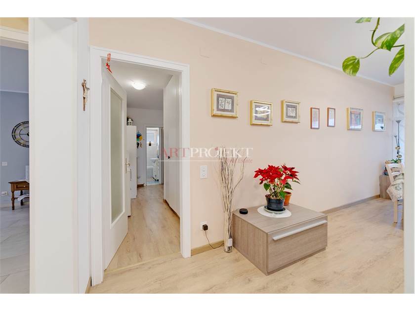 Chiasso – Palazzina residenziale a reddito con elevato potenziale d’investimento / ArtProjekt SA