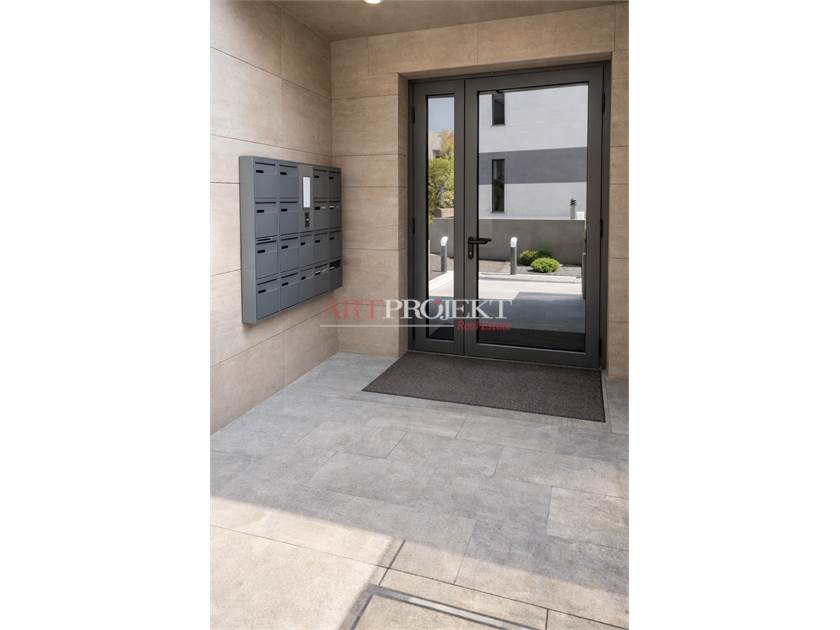 Massagno (TI) – Bright 4.5-room apartment with 2 indoor garage parking spaces / ArtProjekt SA