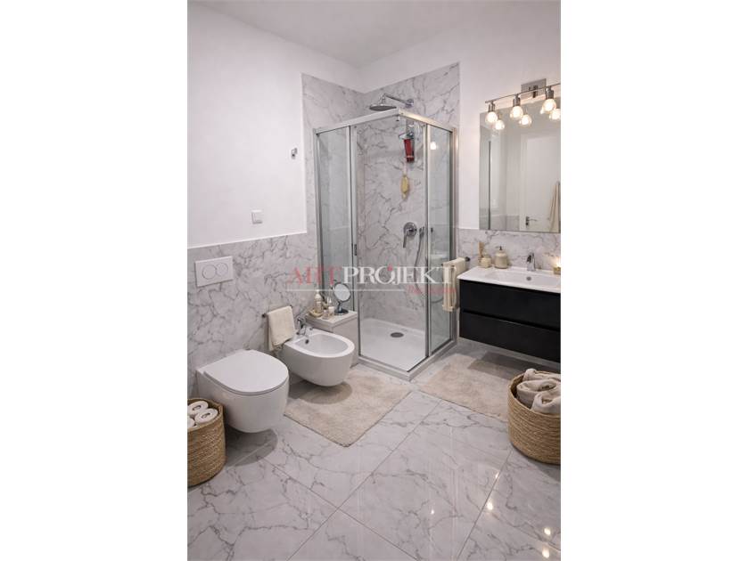 Massagno (TI) – Bright 4.5-room apartment with 2 indoor garage parking spaces / ArtProjekt SA