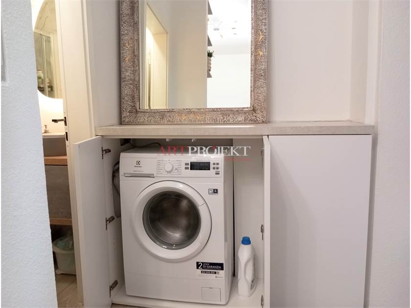 Elegante appartamento completamente arredato nel cuore del centro storico di Mendrisio / ArtProjekt SA