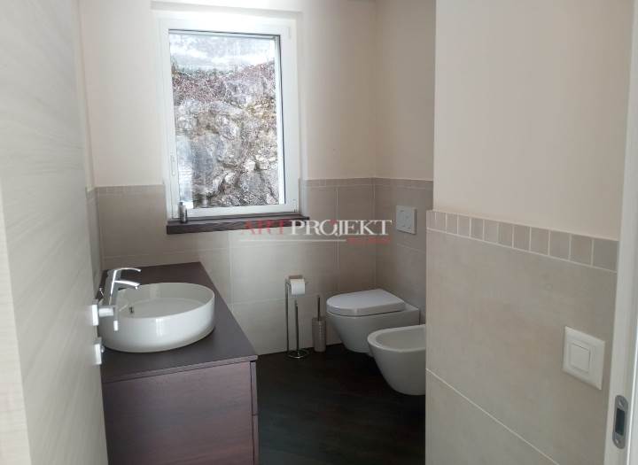 4-Zimmer-Wohnung oder mehr in Mieten zu ARZO - Preis: 2.400 CHF / monat / ArtProjekt SA