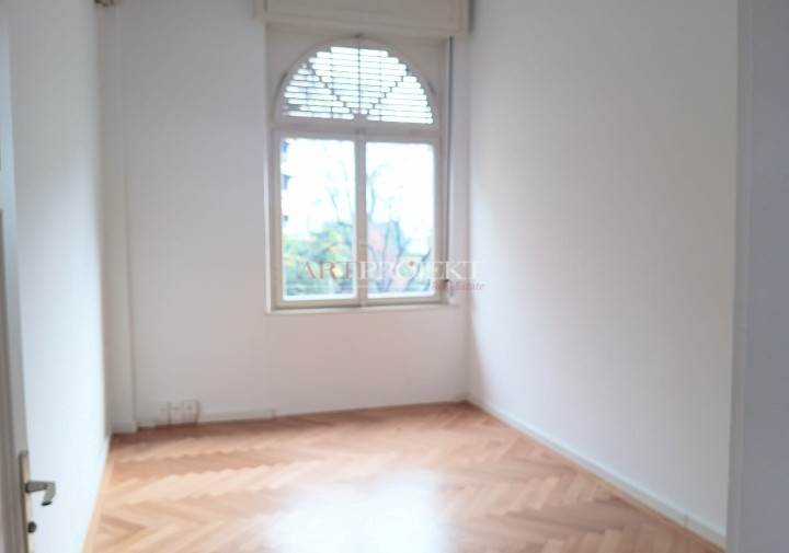 4-Zimmer-Wohnung oder mehr in Mieten zu LUGANO (Loreto) - Preis: 2.150 CHF / monat / ArtProjekt SA