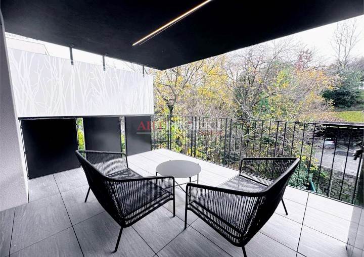 Beautiful 2.5-room apartment with terrace in Sorengo / ArtProjekt SA