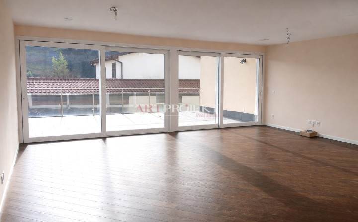 4-Zimmer-Wohnung oder mehr in Mieten zu ARZO - Preis: 2.400 CHF / monat / ArtProjekt SA