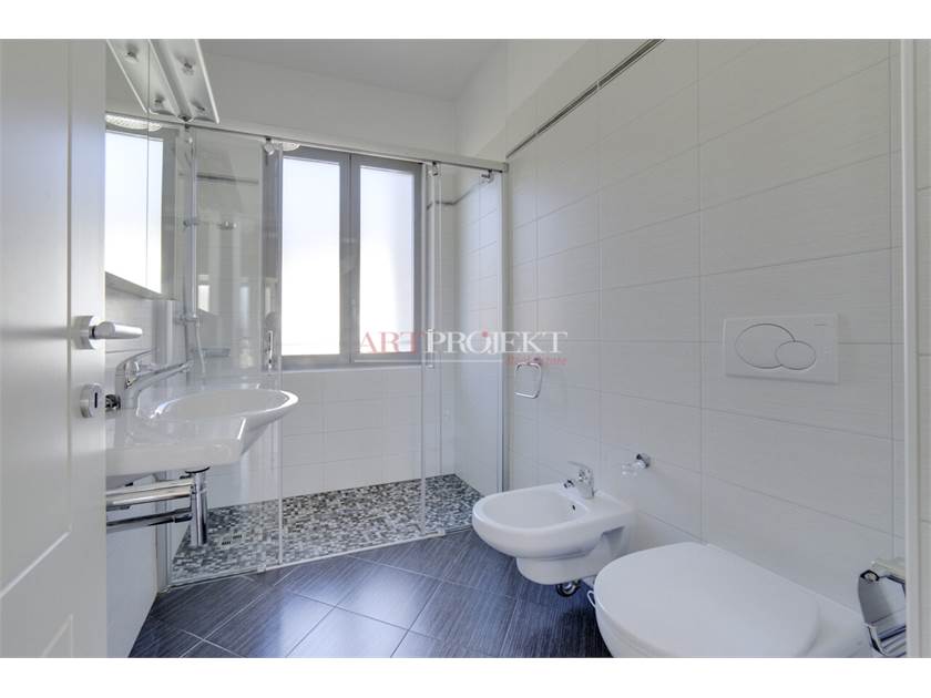 4.5 LOCALI DI PRESTIGIO A LUGANO / ArtProjekt SA