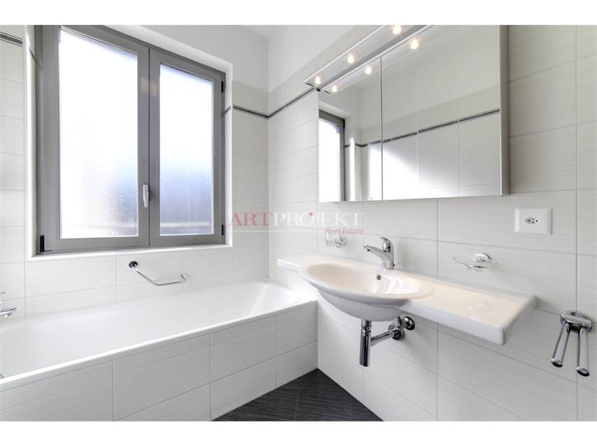 4.5 LOCALI DI PRESTIGIO A LUGANO / ArtProjekt SA