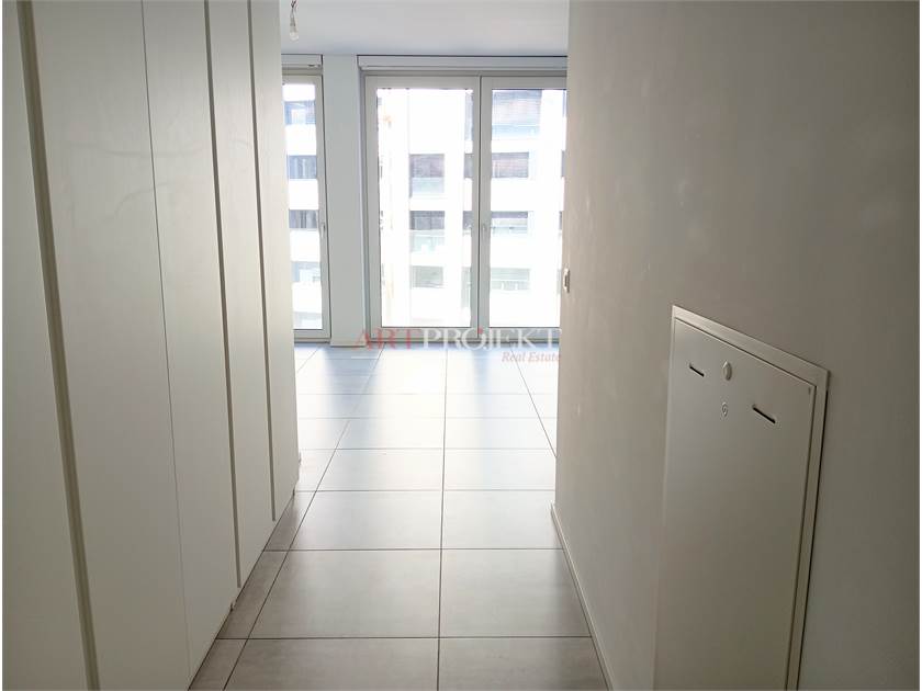 Splendido 4,5 locali nel cuore di Paradiso / ArtProjekt SA