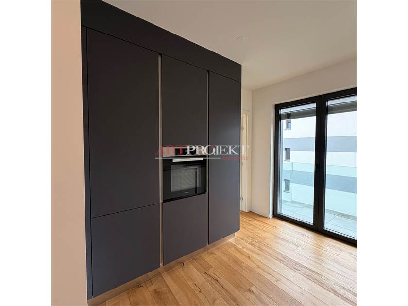 Massagno (TI) – Bright 4.5-room apartment with 2 indoor garage parking spaces / ArtProjekt SA