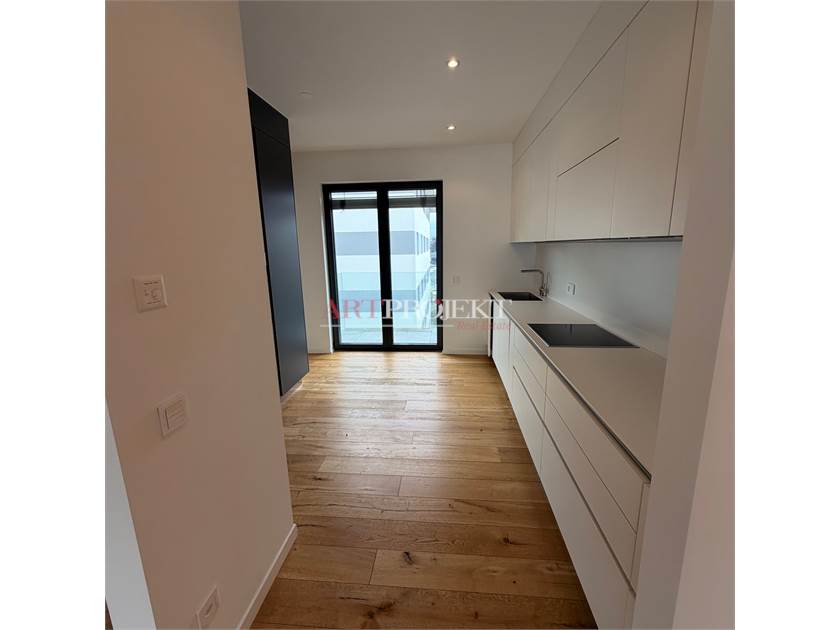Massagno (TI) – Bright 4.5-room apartment with 2 indoor garage parking spaces / ArtProjekt SA
