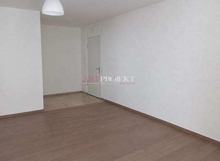 LAMONE – 3.5 LOCALI RISTRUTTURATO CON BALCONE E AUTORIMESSA / ArtProjekt SA