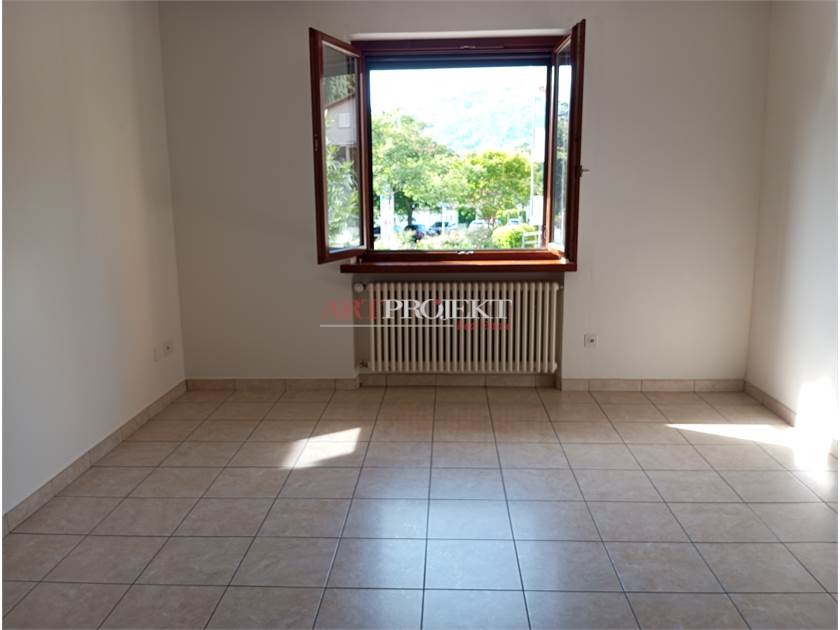 3.5-Room Renovated Apartment in Dino – Strategic Location, Available Immediately / ArtProjekt SA