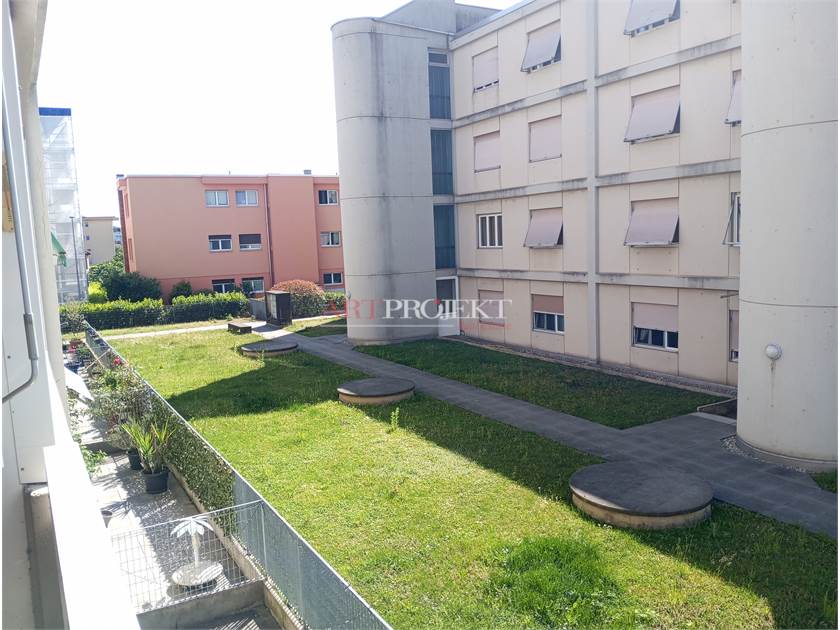 LAMONE – 3.5 LOCALI RISTRUTTURATO CON BALCONE E AUTORIMESSA / ArtProjekt SA