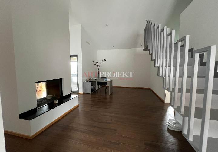 Splendido appartamento 3,5 locali con soppalco e vista sui vigneti – Castel San Pietro / ArtProjekt SA